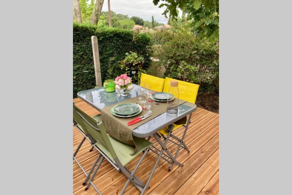 Charmant Chalet Avec Une Grande Terrasse Au Pyla 라테스트드뷔크 외부 사진